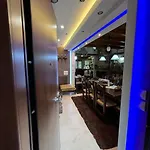 Σαλέ Family Friendly In Livadi