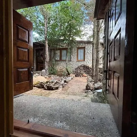 Family Friendly In Livadi Horská chata *