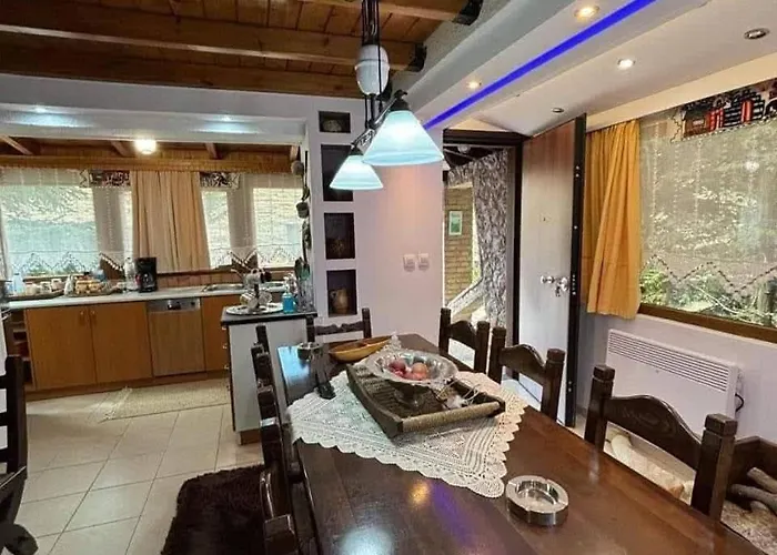 Family Friendly In Livadi *